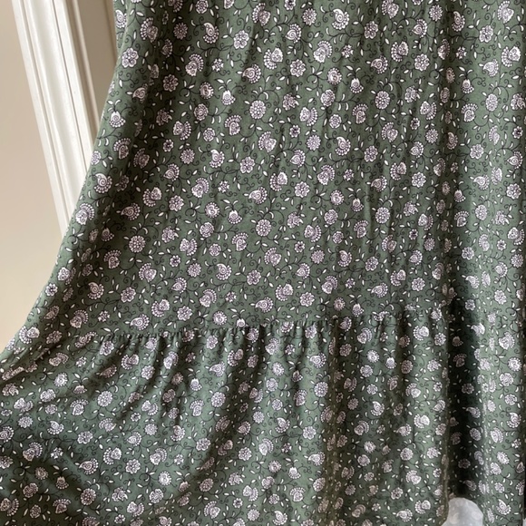 Ann Taylor Loft Green Floral Print dress - Picture 2 of 3